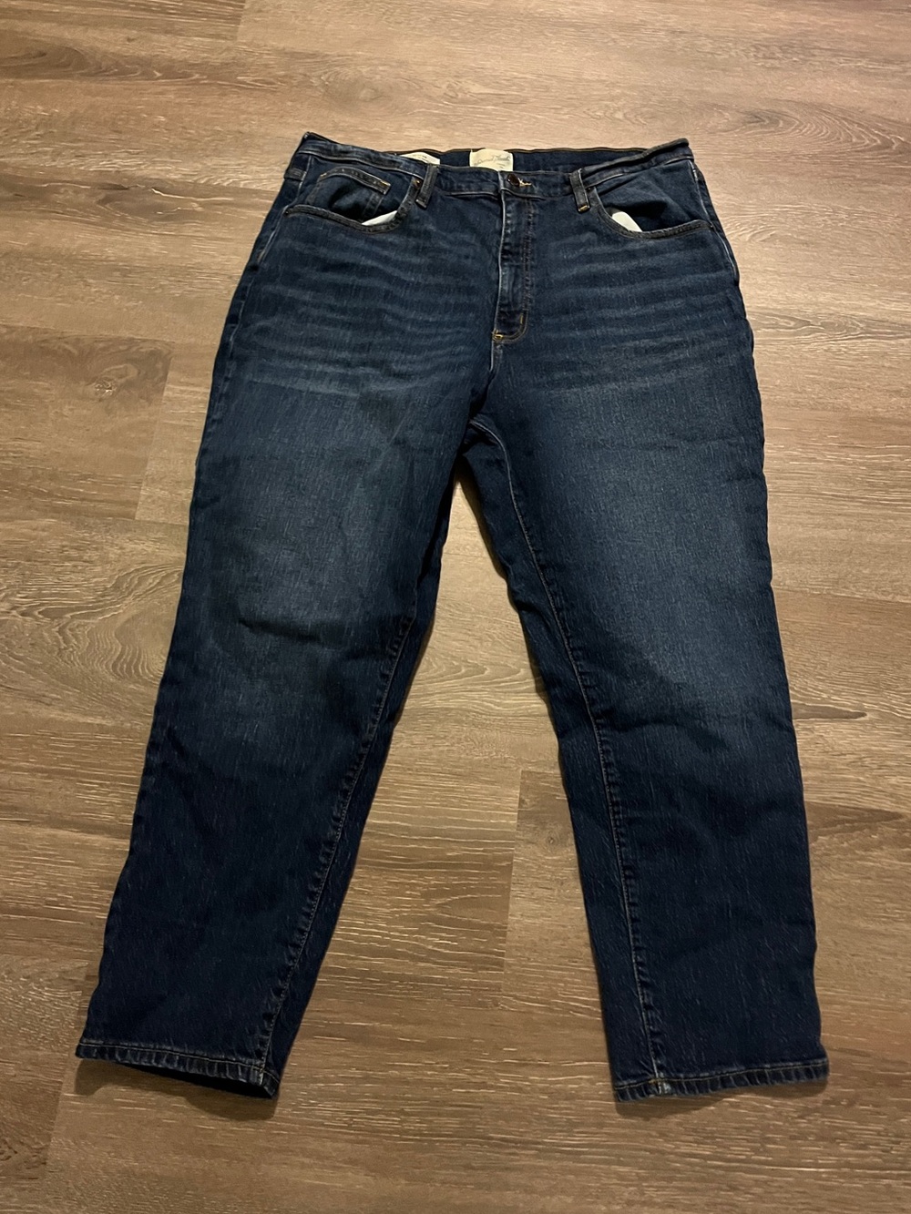 Universal Thread Indigo Straight Leg Jeans